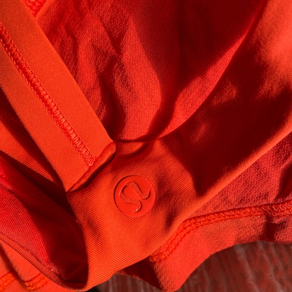 Lululemon tank - Picture 3 of 3